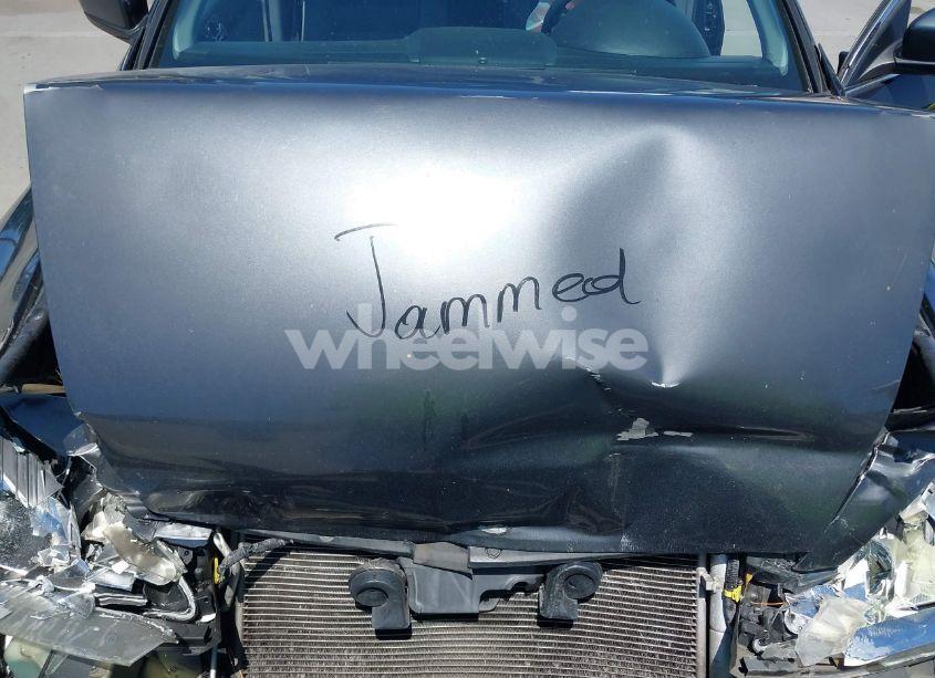 Photo 10 of 2004 Honda Accord 2.4 LX (VIN 1HGCM56324A133814)