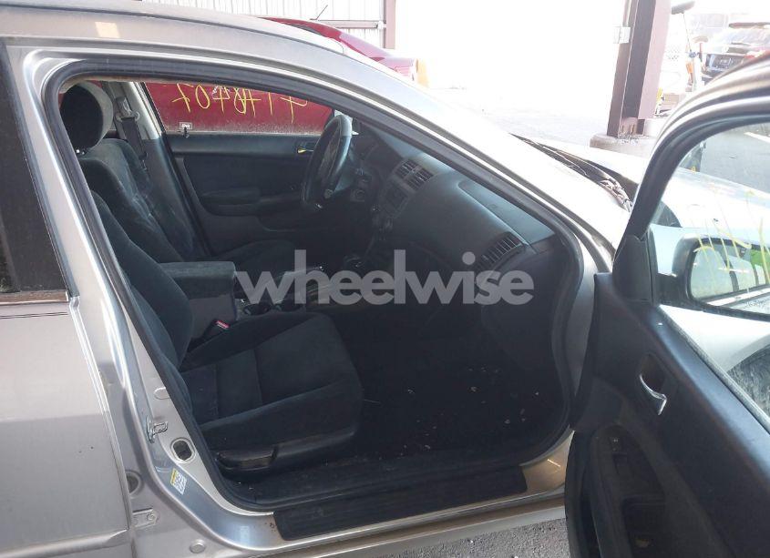 Photo 5 of 2006 Honda Accord 2.4 SE (VIN 1HGCM56326A021517)