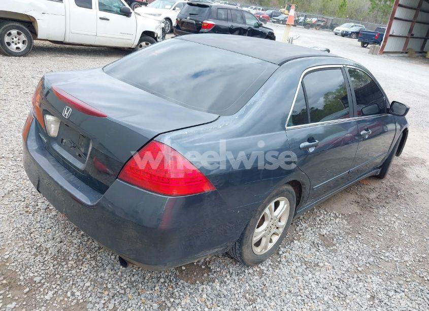 Photo 4 of 2006 Honda Accord 2.4 SE (VIN 1HGCM56326A069583)
