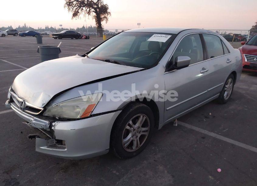 Photo 2 of 2006 Honda Accord 2.4 SE (VIN 1HGCM56326A072399)