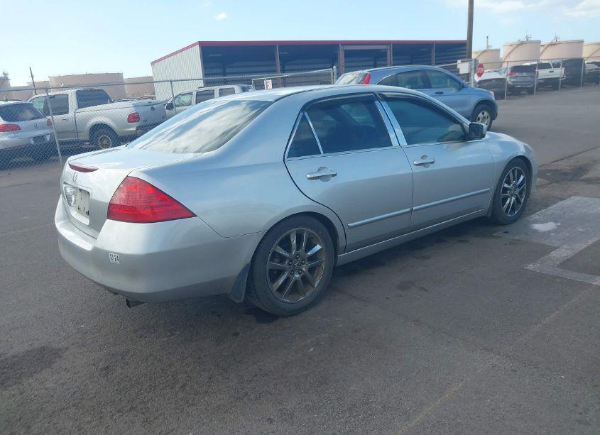 Photo 4 of 2007 Honda Accord 2.4 SE (VIN 1HGCM56327A019753)