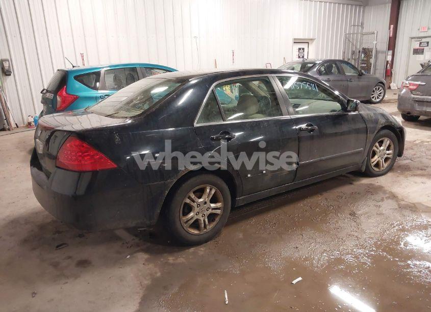 Photo 4 of 2007 Honda Accord 2.4 SE (VIN 1HGCM56327A067608)