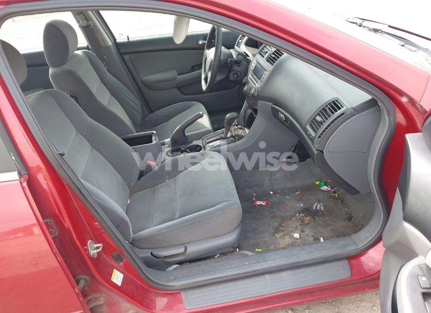 Photo 5 of 2007 Honda Accord 2.4 SE (VIN 1HGCM56327A107539)
