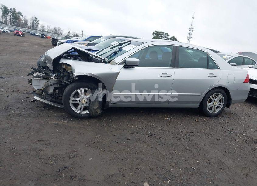 Photo 13 of 2007 Honda Accord 2.4 SE (VIN 1HGCM56327A116323)