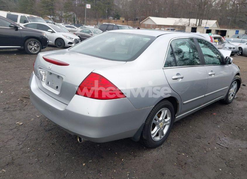Photo 4 of 2007 Honda Accord 2.4 SE (VIN 1HGCM56327A116323)