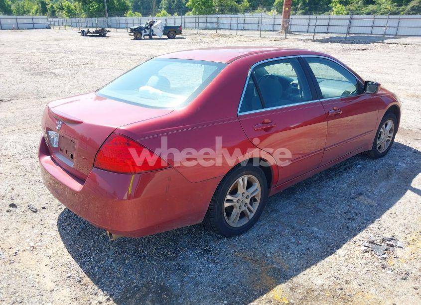 Photo 4 of 2007 Honda Accord 2.4 SE (VIN 1HGCM56327A145983)