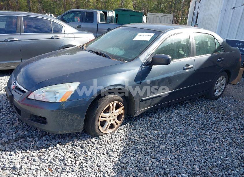 Photo 2 of 2007 Honda Accord 2.4 SE (VIN 1HGCM56327A220181)