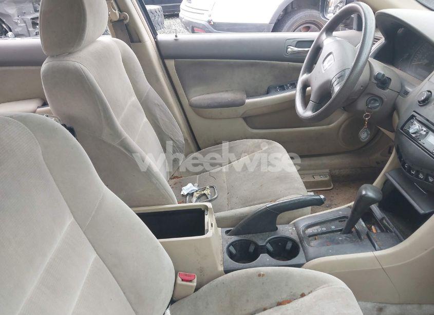 Photo 5 of 2003 Honda Accord 2.4 LX (VIN 1HGCM56333A024938)