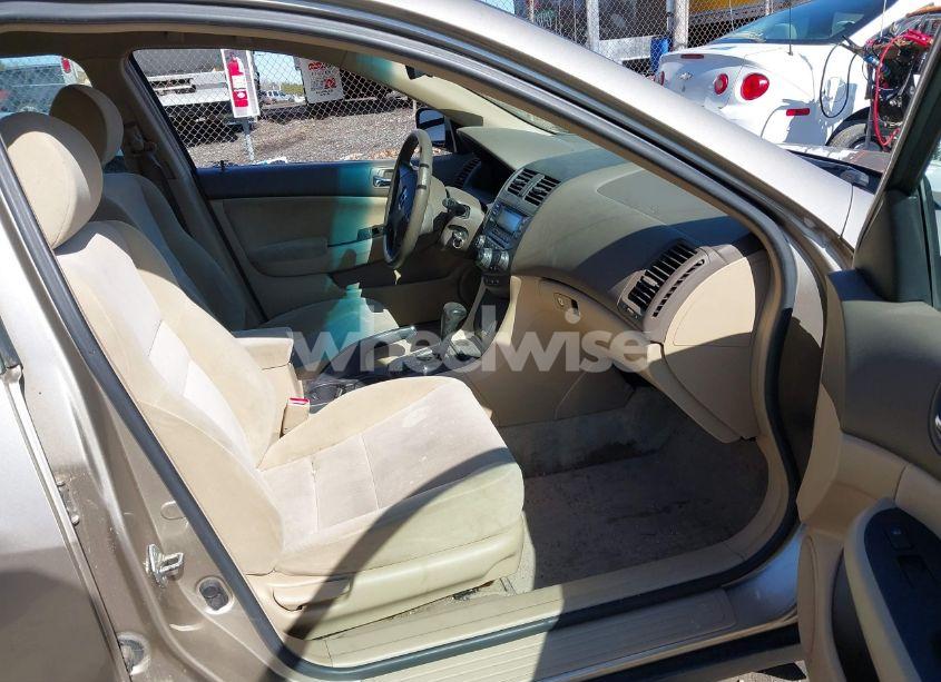 Photo 5 of 2003 Honda Accord 2.4 LX (VIN 1HGCM56333A072732)