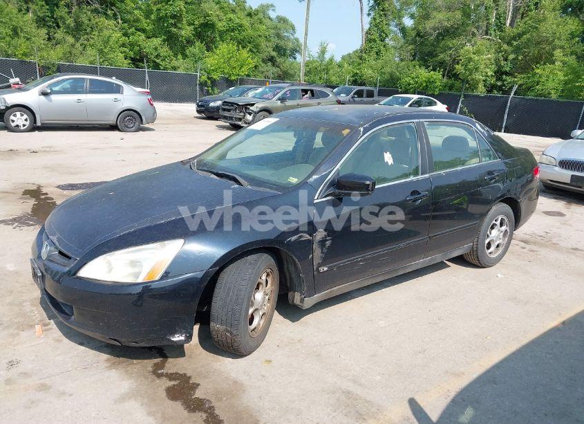 Photo 2 of 2003 Honda Accord 2.4 LX (VIN 1HGCM56333A140172)