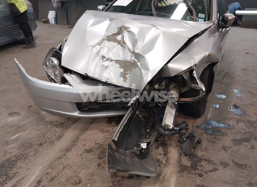 Photo 6 of 2004 Honda Accord 2.4 LX (VIN 1HGCM56334A052739)