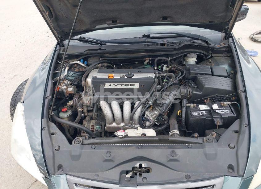 Photo 10 of 2004 Honda Accord 2.4 LX (VIN 1HGCM56334A065426)