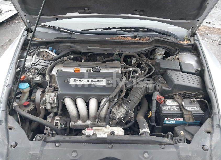 Photo 10 of 2004 Honda Accord 2.4 LX (VIN 1HGCM56334A113345)