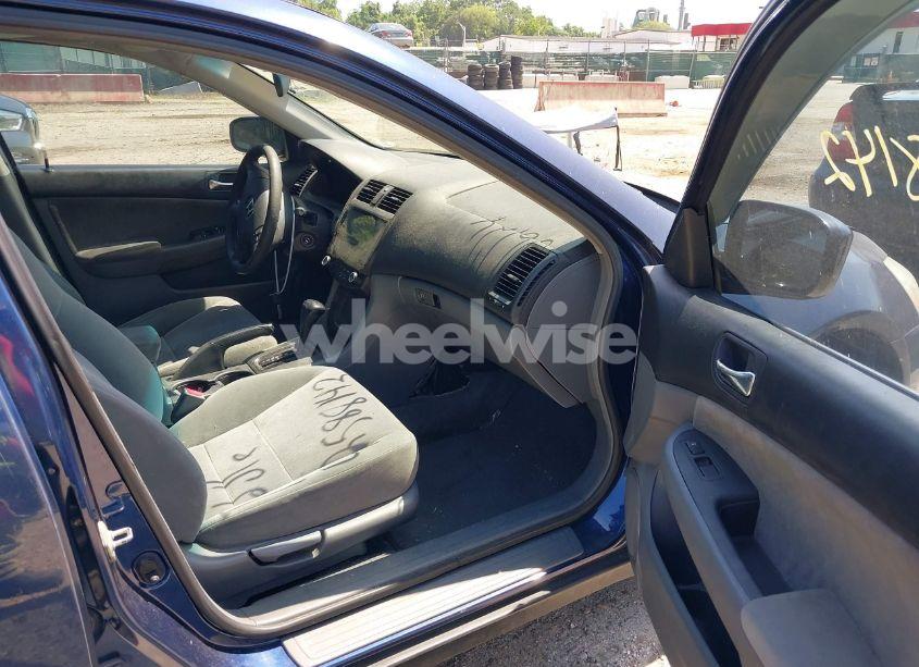 Photo 5 of 2004 Honda Accord 2.4 LX (VIN 1HGCM56334A170614)