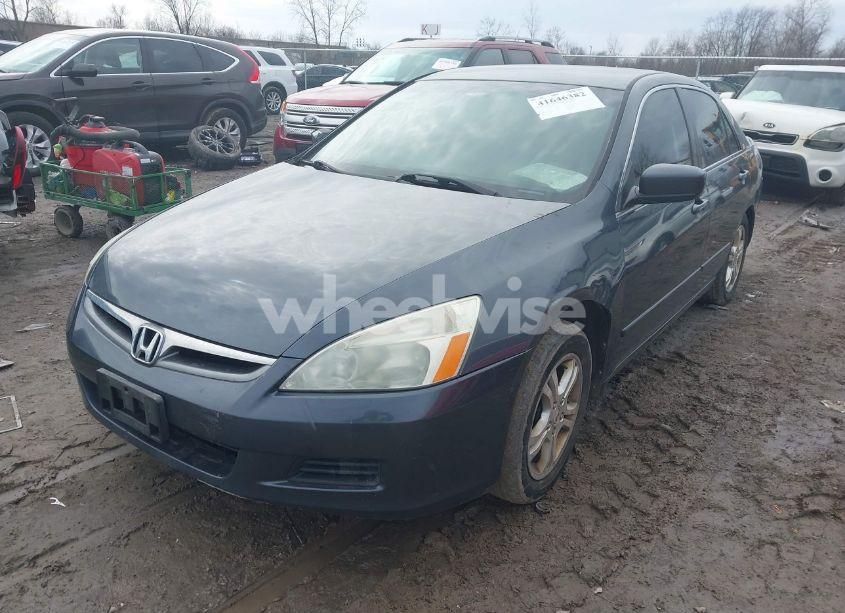 Photo 2 of 2006 Honda Accord 2.4 SE (VIN 1HGCM56336A095528)
