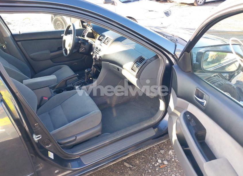 Photo 5 of 2007 Honda Accord 2.4 SE (VIN 1HGCM56337A017302)