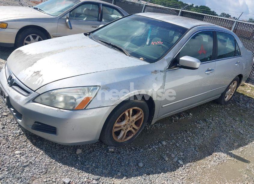 Photo 2 of 2007 Honda Accord 2.4 SE (VIN 1HGCM56337A043219)