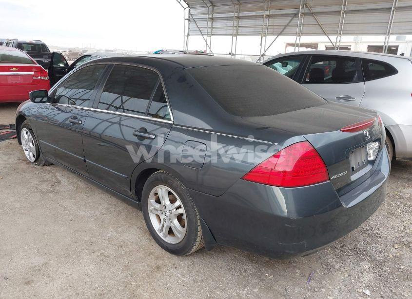 Photo 3 of 2007 Honda Accord 2.4 SE (VIN 1HGCM56337A121773)