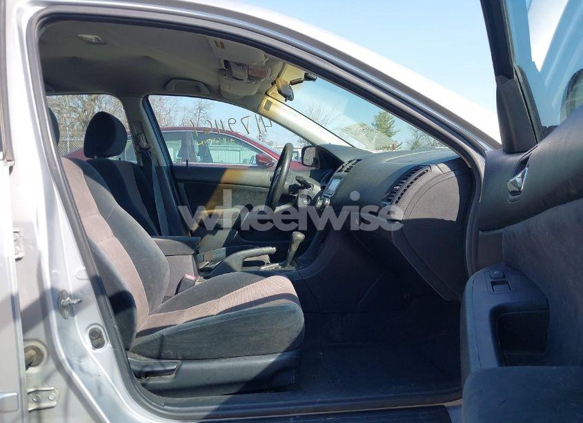 Photo 5 of 2003 Honda Accord 2.4 LX (VIN 1HGCM56343A039495)