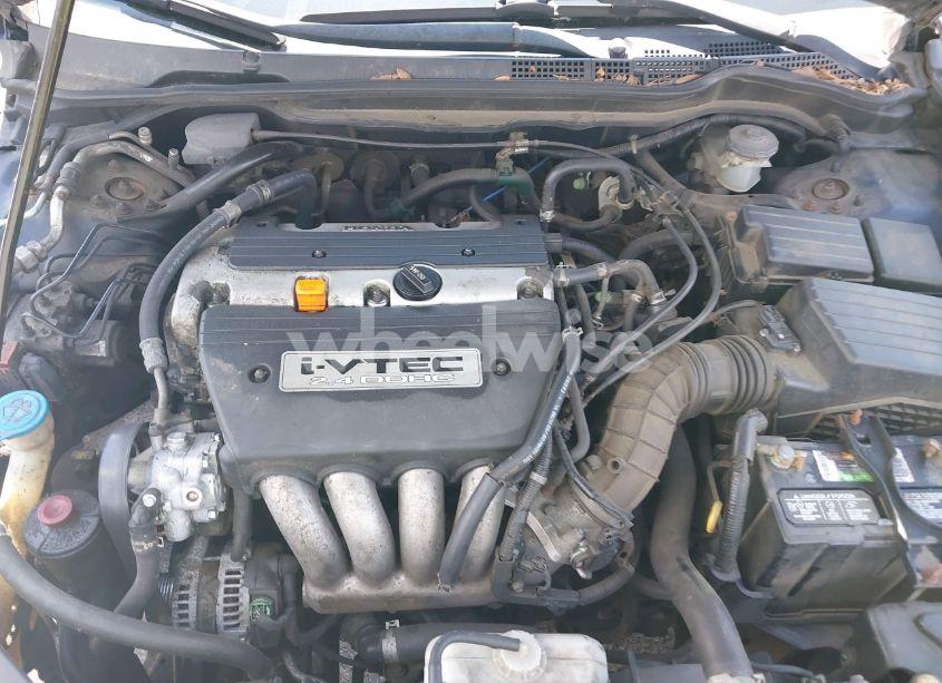 Photo 10 of 2004 Honda Accord 2.4 LX (VIN 1HGCM56344A059618)