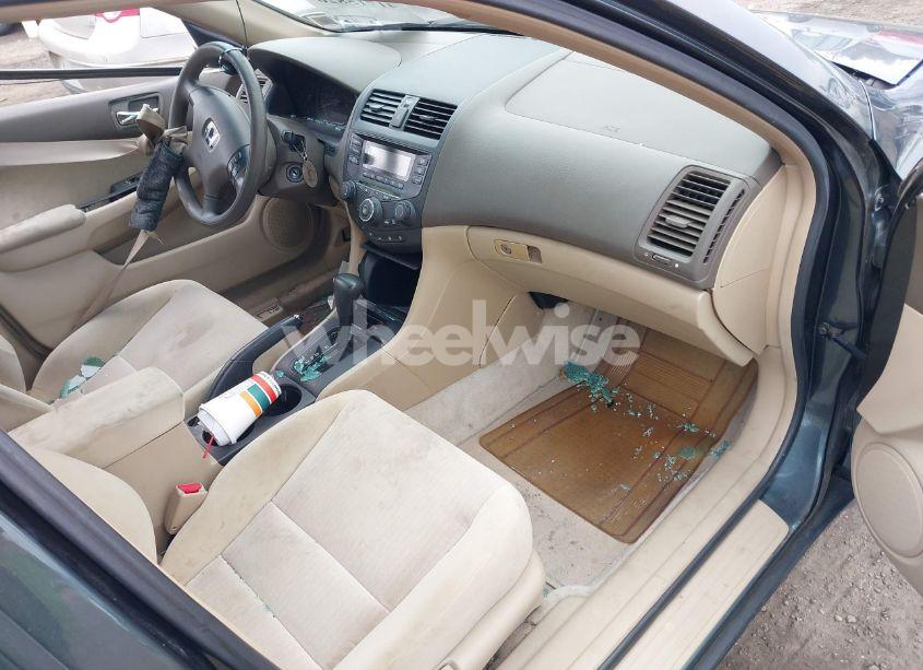 Photo 5 of 2004 Honda Accord 2.4 LX (VIN 1HGCM56344A108977)