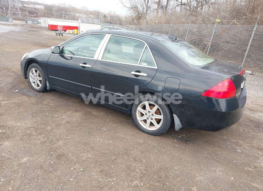 Photo 3 of 2006 Honda Accord 2.4 SE (VIN 1HGCM56346A055975)