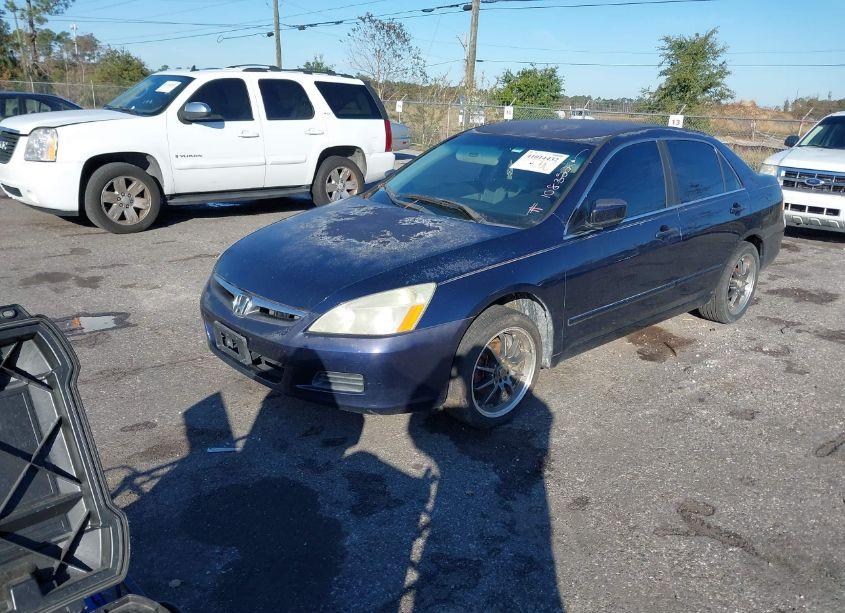 Photo 2 of 2006 Honda Accord 2.4 SE (VIN 1HGCM56346A108352)