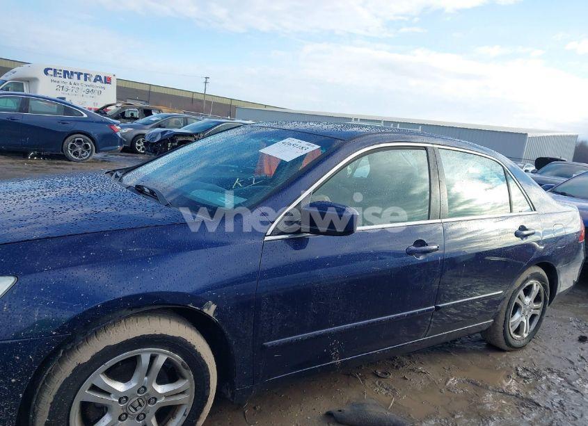 Photo 15 of 2007 Honda Accord 2.4 SE (VIN 1HGCM56347A002386)