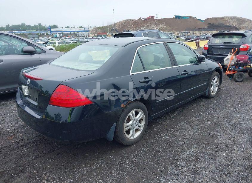 Photo 4 of 2007 Honda Accord 2.4 SE (VIN 1HGCM56347A060871)
