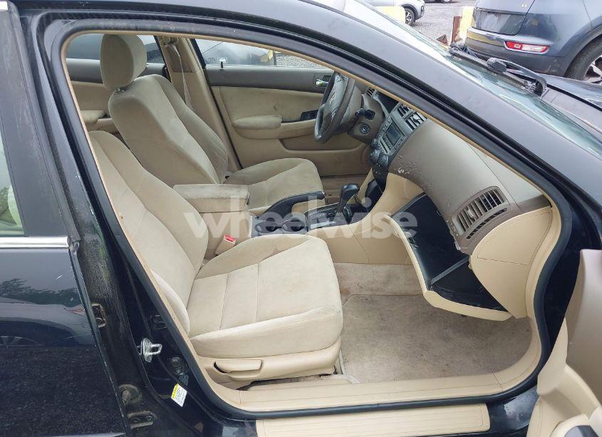 Photo 5 of 2007 Honda Accord 2.4 SE (VIN 1HGCM56347A060871)