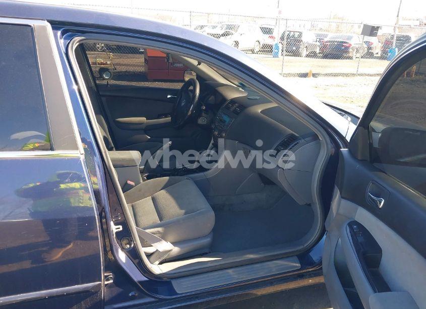 Photo 5 of 2007 Honda Accord 2.4 SE (VIN 1HGCM56347A113049)