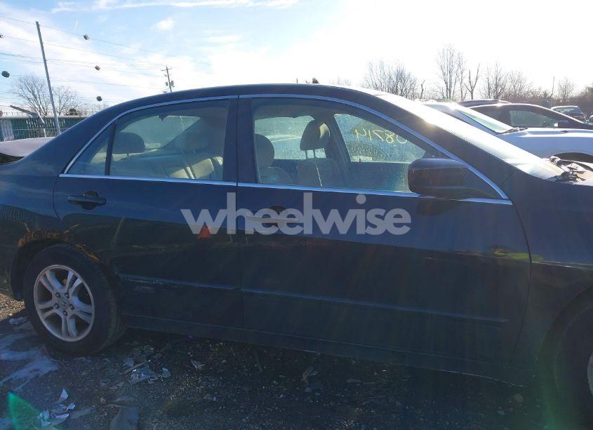 Photo 13 of 2007 Honda Accord 2.4 SE (VIN 1HGCM56347A192111)