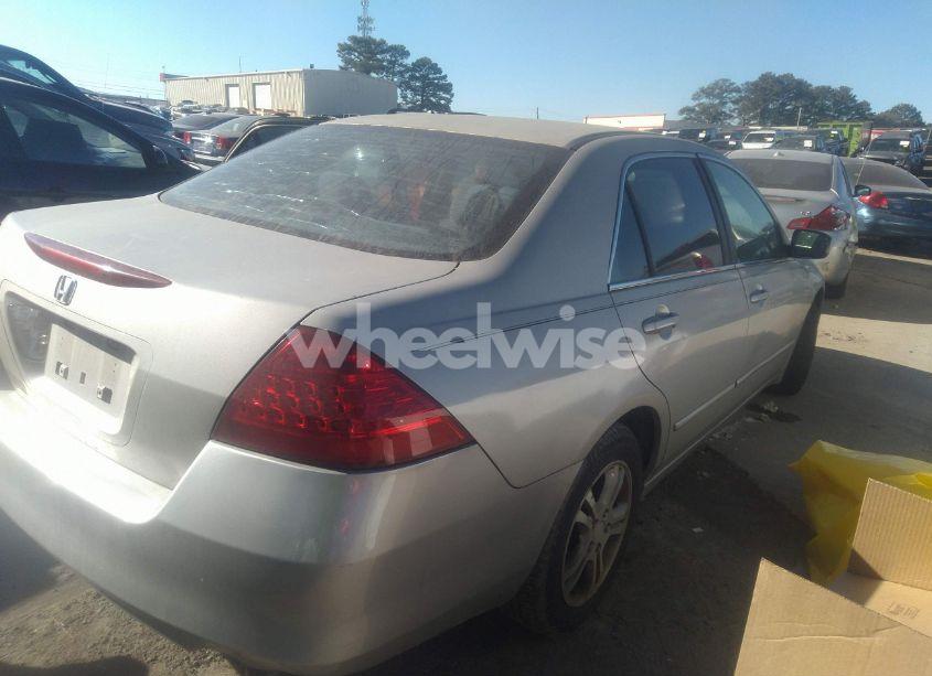 Photo 4 of 2007 Honda Accord 2.4 SE (VIN 1HGCM56347A195915)