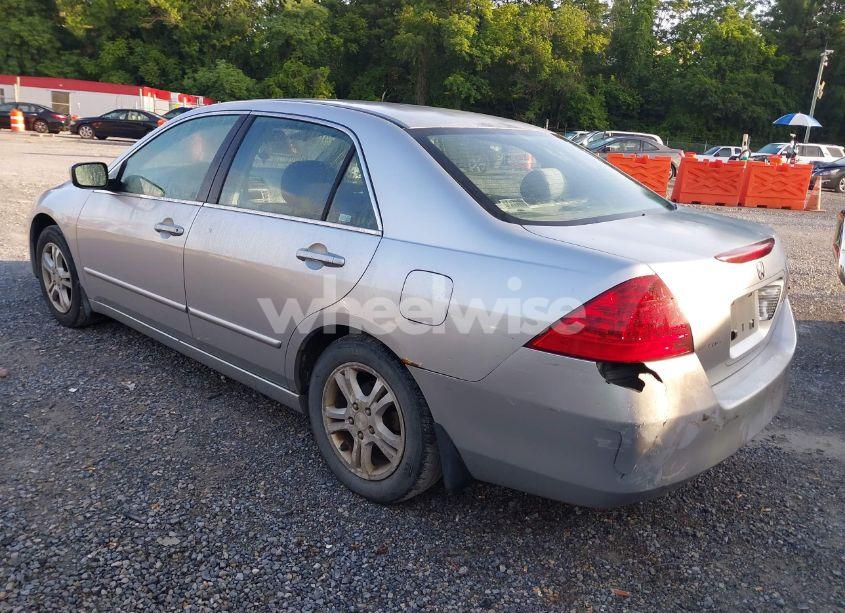 Photo 3 of 2007 Honda Accord 2.4 SE (VIN 1HGCM56347A200871)