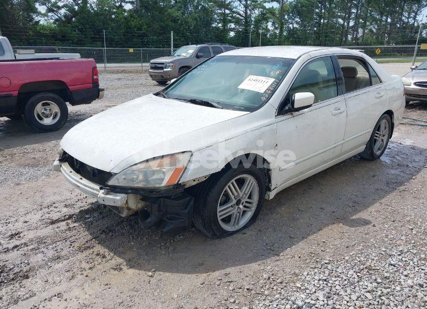 Photo 2 of 2007 Honda Accord 2.4 SE (VIN 1HGCM56347A223938)