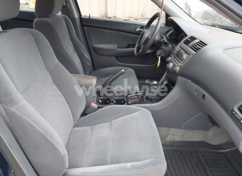 Photo 5 of 2007 Honda Accord 2.4 SE (VIN 1HGCM56347A224572)
