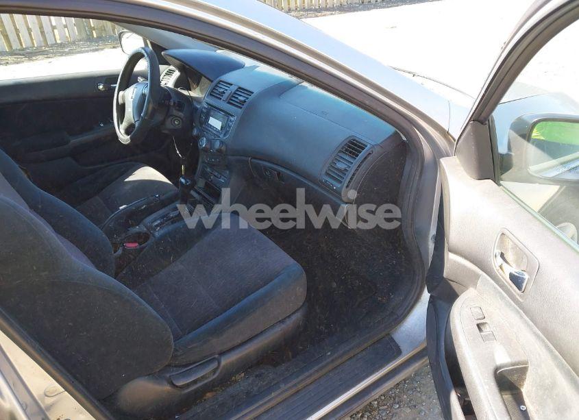 Photo 5 of 2003 Honda Accord 2.4 LX (VIN 1HGCM56353A064017)