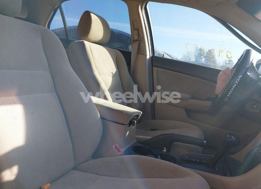Photo 5 of 2004 Honda Accord 2.4 LX (VIN 1HGCM56354A092577)