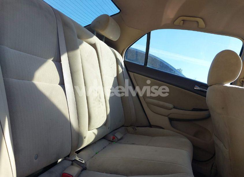 Photo 8 of 2004 Honda Accord 2.4 LX (VIN 1HGCM56354A092577)