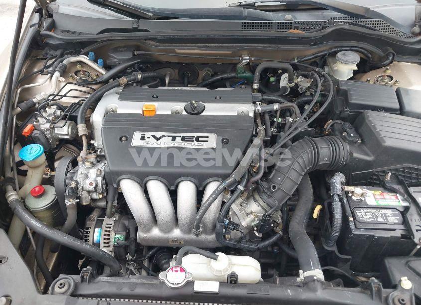 Photo 10 of 2004 Honda Accord 2.4 LX (VIN 1HGCM56354A100919)