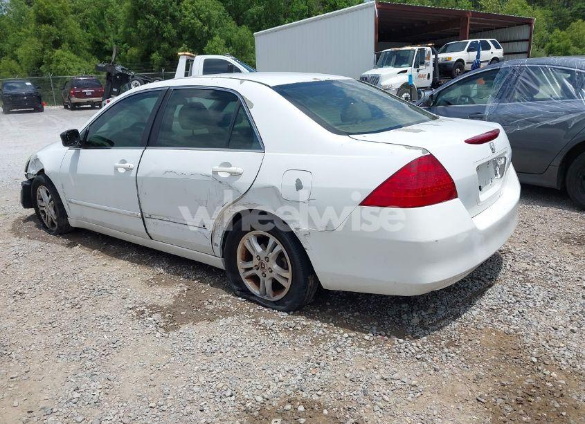Photo 3 of 2006 Honda Accord 2.4 SE (VIN 1HGCM56356A116072)