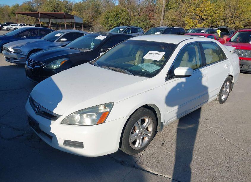 Photo 2 of 2006 Honda Accord 2.4 SE (VIN 1HGCM56356A118663)