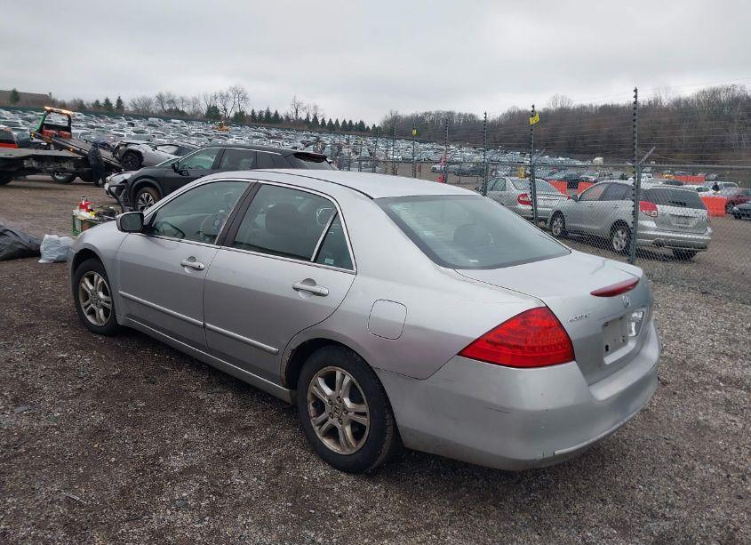 Photo 3 of 2006 Honda Accord 2.4 SE (VIN 1HGCM56356A121417)
