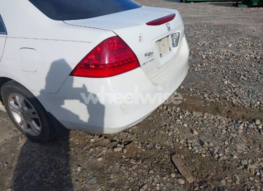 Photo 14 of 2007 Honda Accord 2.4 SE (VIN 1HGCM56357A120396)