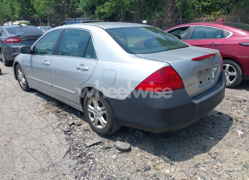 Photo 3 of 2007 Honda Accord 2.4 SE (VIN 1HGCM56357A134847)