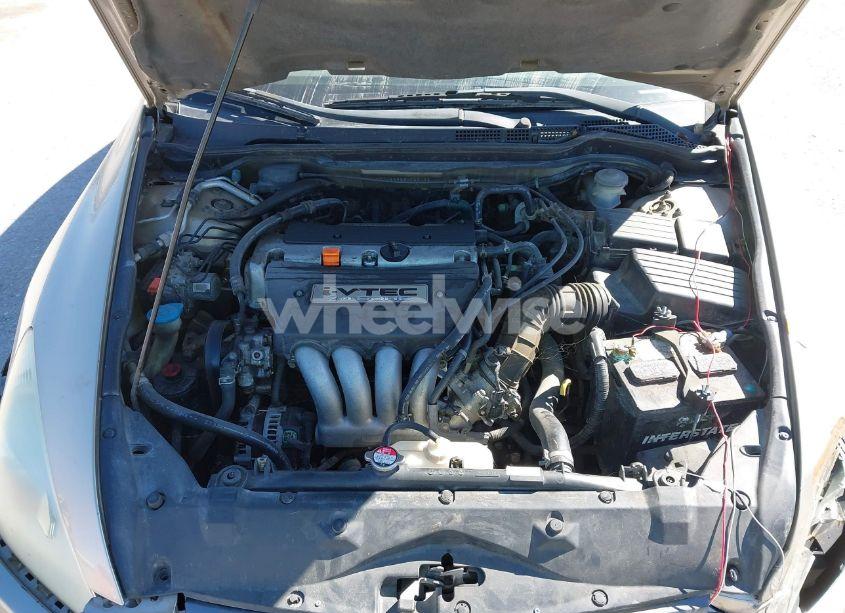 Photo 10 of 2003 Honda Accord 2.4 LX (VIN 1HGCM56363A023136)