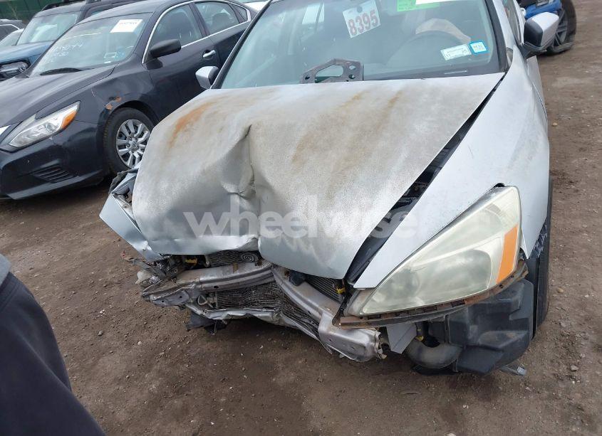 Photo 12 of 2004 Honda Accord 2.4 LX (VIN 1HGCM56364A012493)