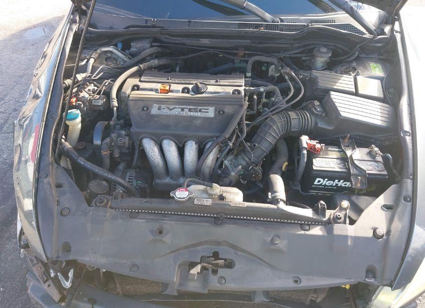 Photo 10 of 2004 Honda Accord 2.4 LX (VIN 1HGCM56364A020626)
