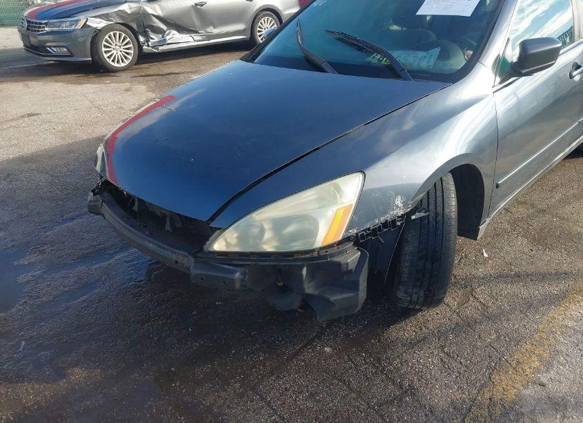 Photo 6 of 2004 Honda Accord 2.4 LX (VIN 1HGCM56364A020626)