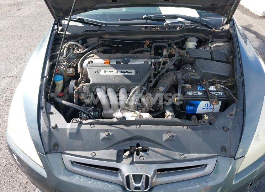 Photo 10 of 2004 Honda Accord 2.4 LX (VIN 1HGCM56364A024899)